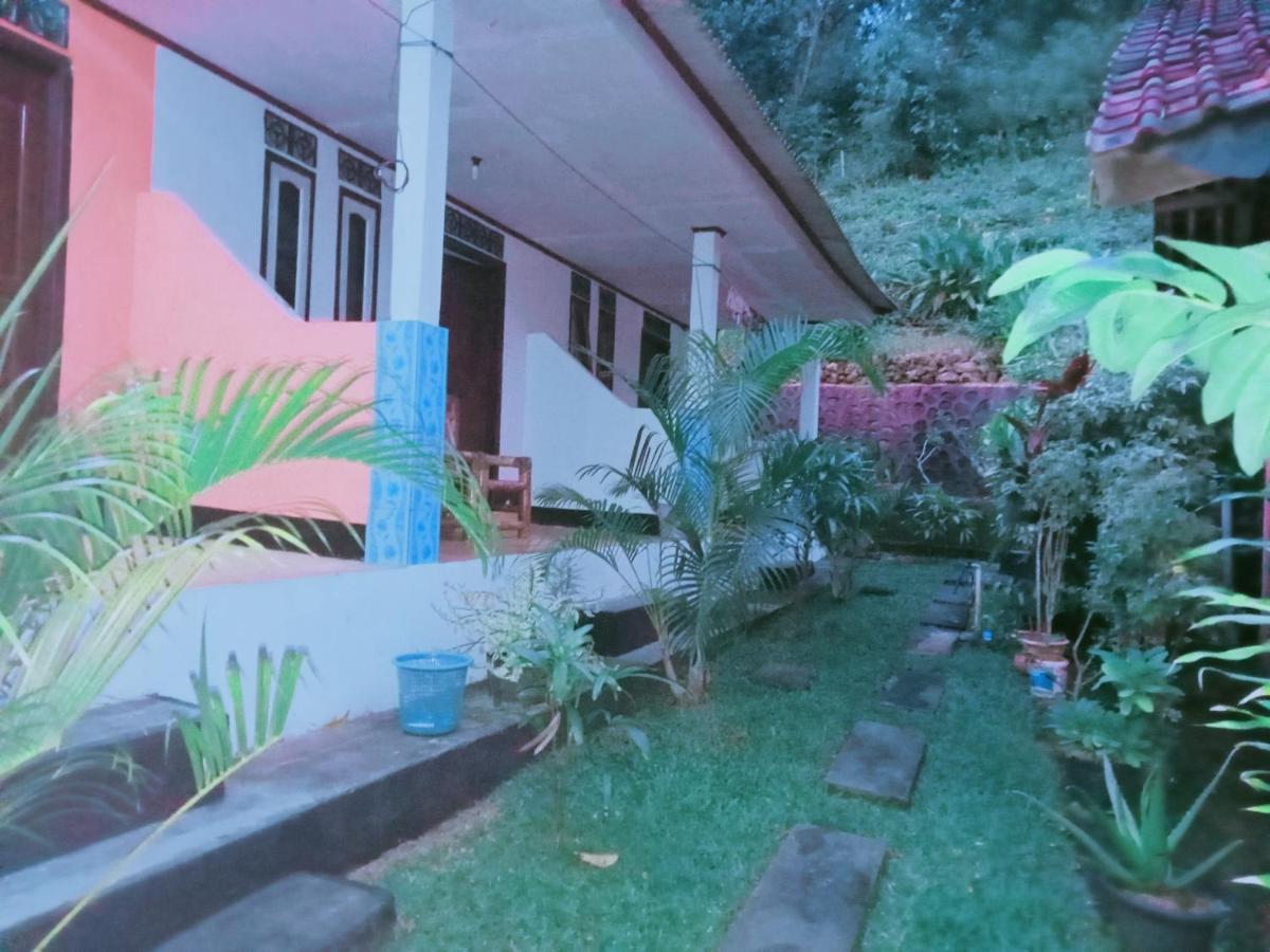 Perwita Homestay Kuta  Exterior foto