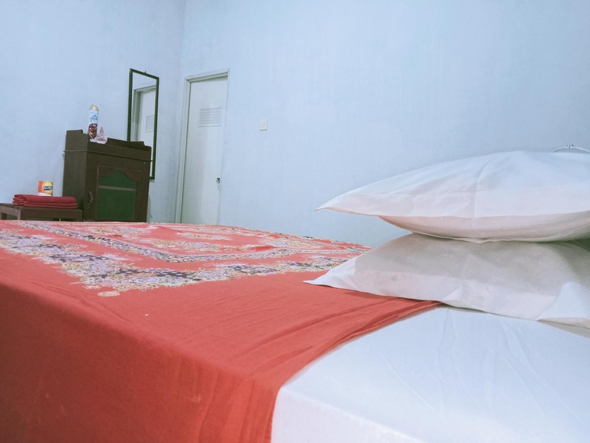 Perwita Homestay Kuta  Habitación foto