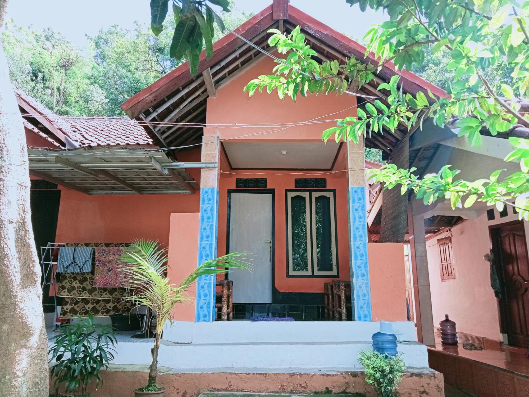 Perwita Homestay Kuta  Habitación foto